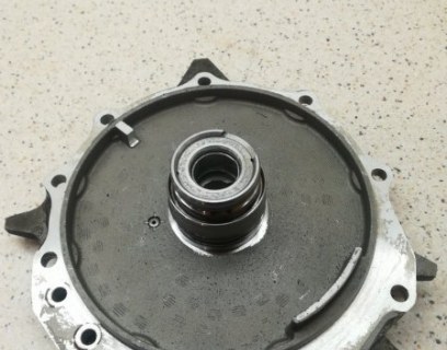Крышка кпп Ford C-Max CAP Крышка кпп Ford C-Max CAP